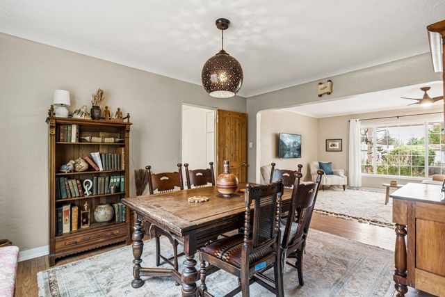 3812 Calle Del Monte NE, Albuquerque, NM 87110