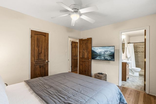 3812 Calle Del Monte NE, Albuquerque, NM 87110