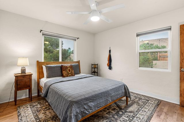 3812 Calle Del Monte NE, Albuquerque, NM 87110