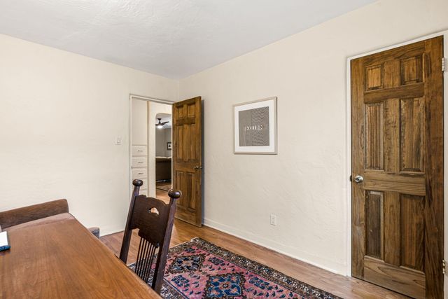 3812 Calle Del Monte NE, Albuquerque, NM 87110