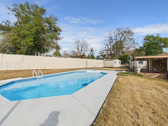 55 Lee Road 0233, Phenix City, AL 36870