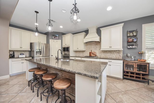 6 Twig Corner Court, Tomball, TX 77375