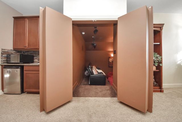 6 Twig Corner Court, Tomball, TX 77375