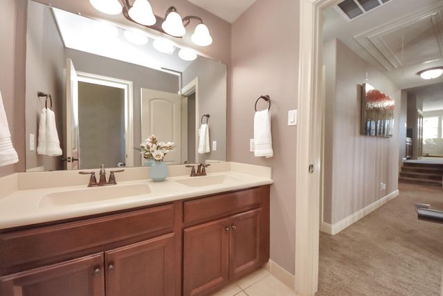 6 Twig Corner Court, Tomball, TX 77375