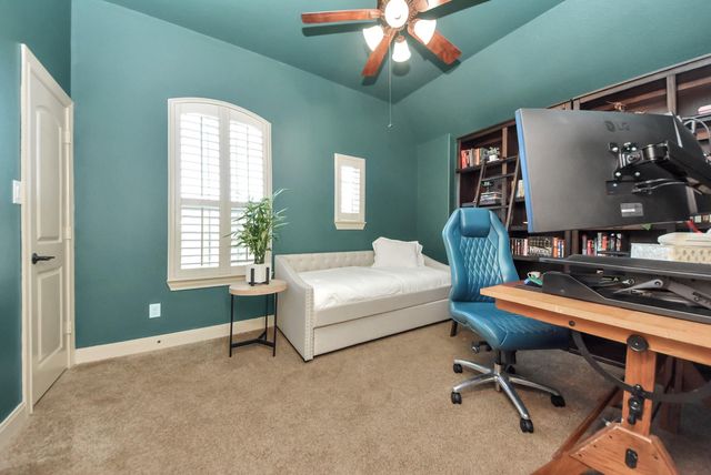 6 Twig Corner Court, Tomball, TX 77375