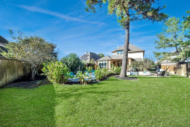 6 Twig Corner Court, Tomball, TX 77375