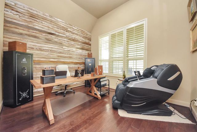 6 Twig Corner Court, Tomball, TX 77375