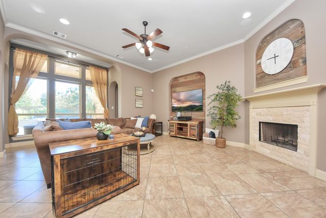 6 Twig Corner Court, Tomball, TX 77375