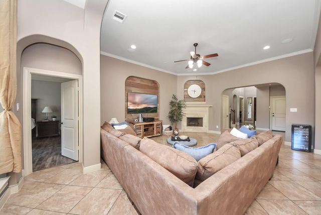 6 Twig Corner Court, Tomball, TX 77375