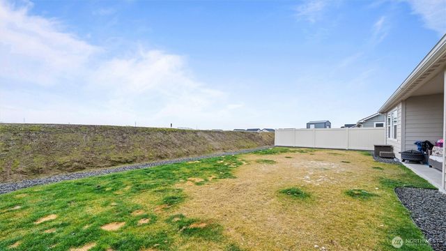 1074 Ava St, Walla Walla, WA 99362