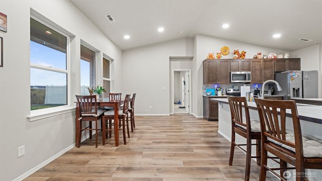 1074 Ava St, Walla Walla, WA 99362