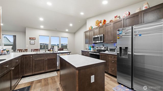 1074 Ava St, Walla Walla, WA 99362