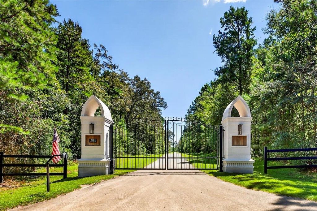 7083 Grenville Road, Tallahassee, FL 32309
