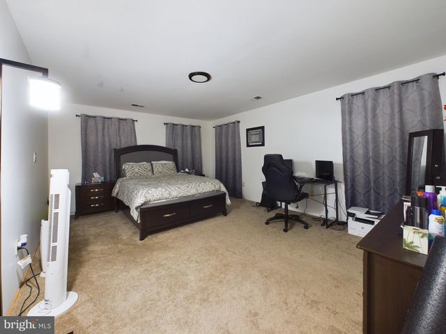 2906 CEDAR LN, Vienna, VA 22180