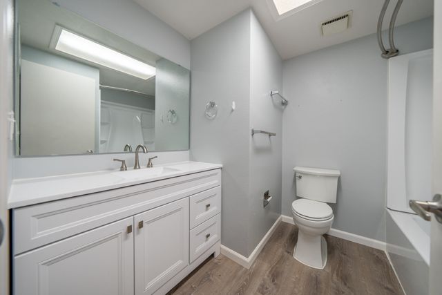 1153 Ruthie Lane, Redding, CA 96002