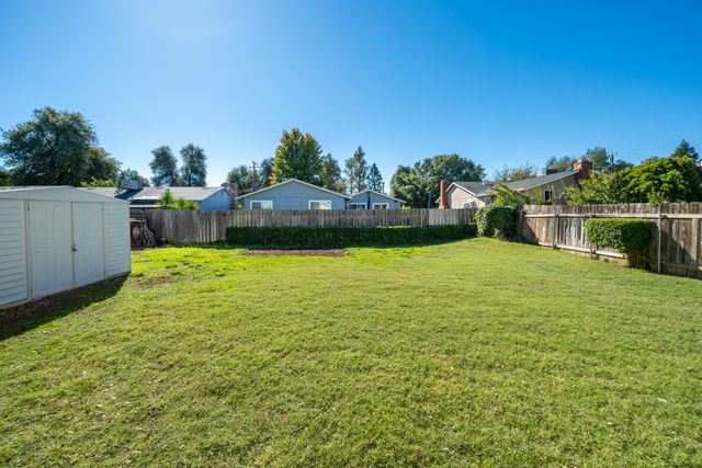 1153 Ruthie Lane, Redding, CA 96002