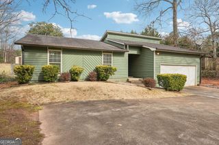 564 Tate Creek Court NW, Acworth, GA 30102