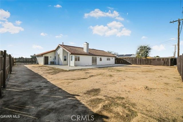 8325 Jacarada, California City, CA 93505