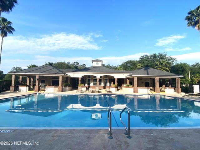 10519 CRESTON GLEN Circle, Jacksonville, FL 32256