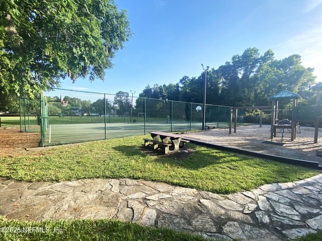 10519 CRESTON GLEN Circle, Jacksonville, FL 32256