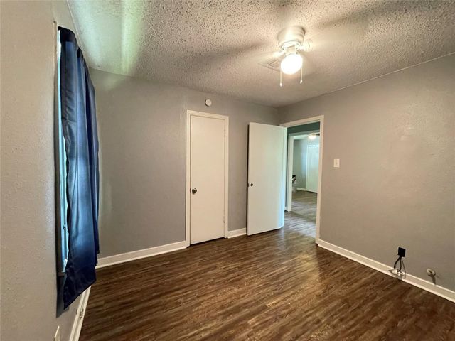 5213 Anzio Road, Houston, TX 77033