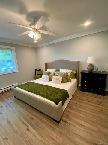 1314 Smithtown Avenue 48, Bohemia, NY 11716