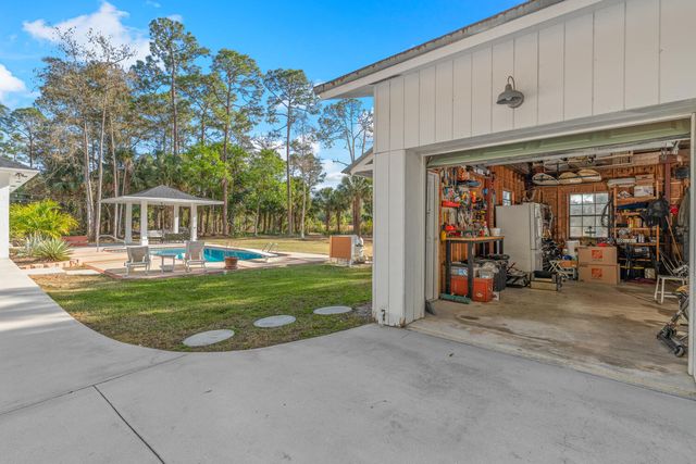 1453 E Road, Loxahatchee Groves, FL 33470