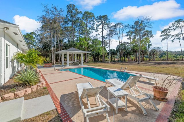 1453 E Road, Loxahatchee Groves, FL 33470