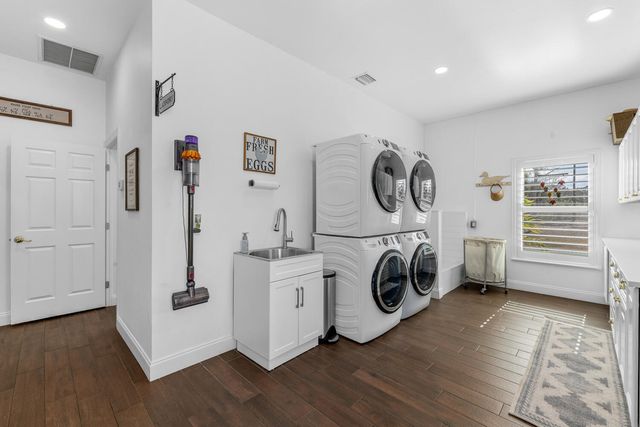 1453 E Road, Loxahatchee Groves, FL 33470