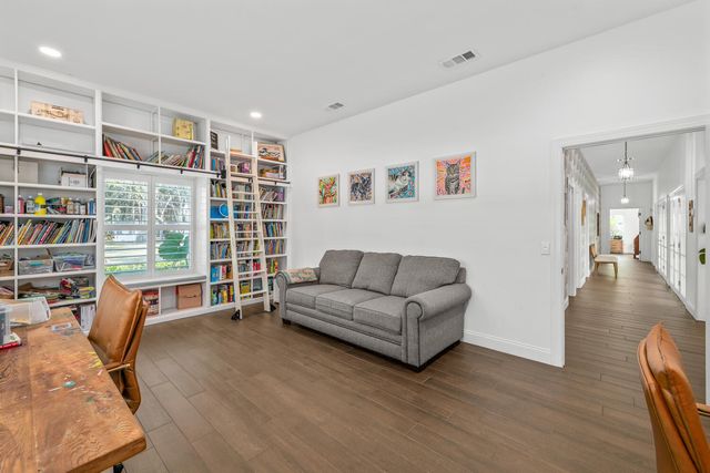 1453 E Road, Loxahatchee Groves, FL 33470