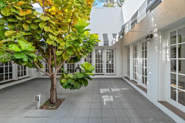 1453 E Road, Loxahatchee Groves, FL 33470