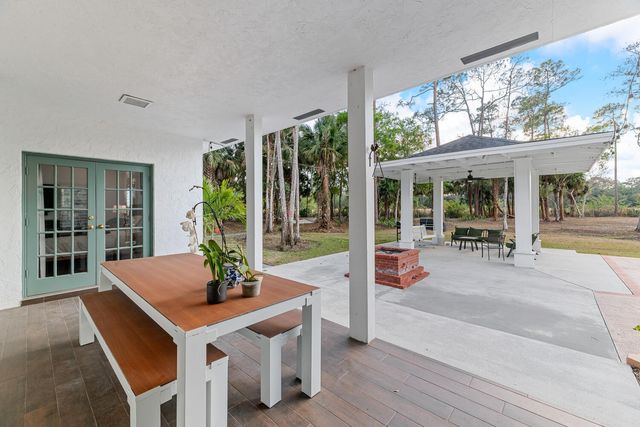 1453 E Road, Loxahatchee Groves, FL 33470