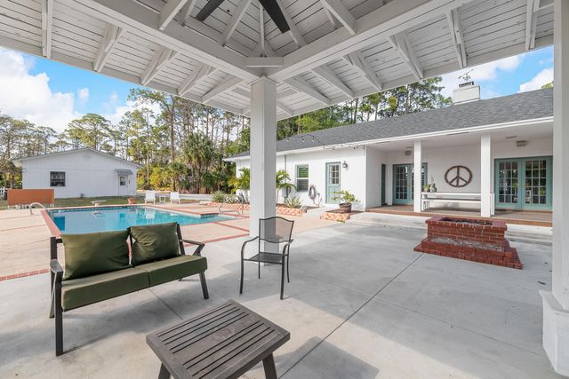 1453 E Road, Loxahatchee Groves, FL 33470