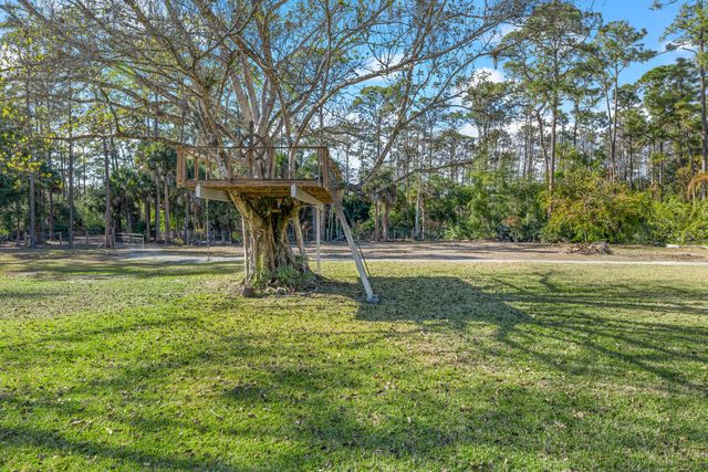 1453 E Road, Loxahatchee Groves, FL 33470