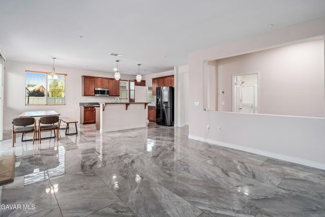 4133 W Avenue J7, Lancaster, CA 93536