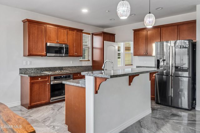 4133 W Avenue J7, Lancaster, CA 93536