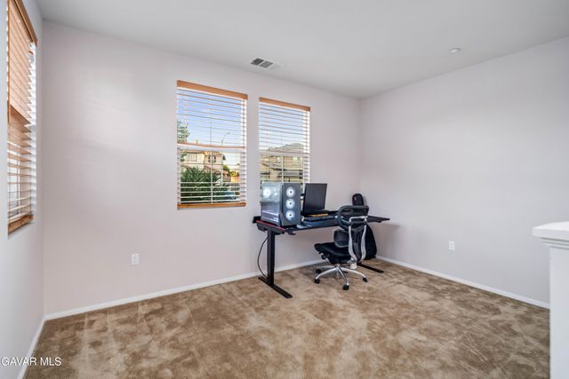 4133 W Avenue J7, Lancaster, CA 93536