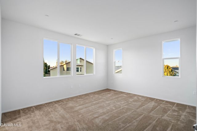 4133 W Avenue J7, Lancaster, CA 93536