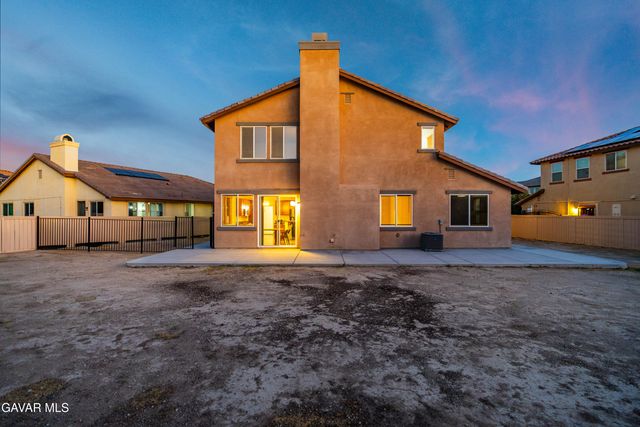 4133 W Avenue J7, Lancaster, CA 93536