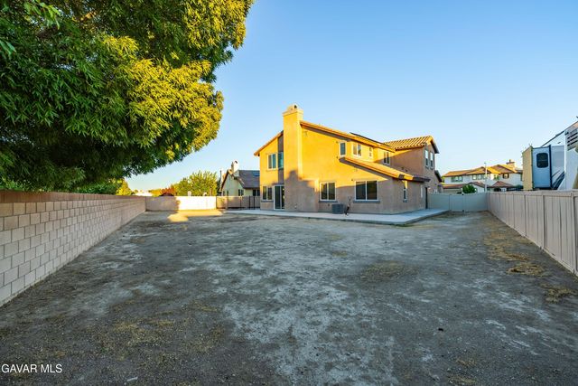 4133 W Avenue J7, Lancaster, CA 93536