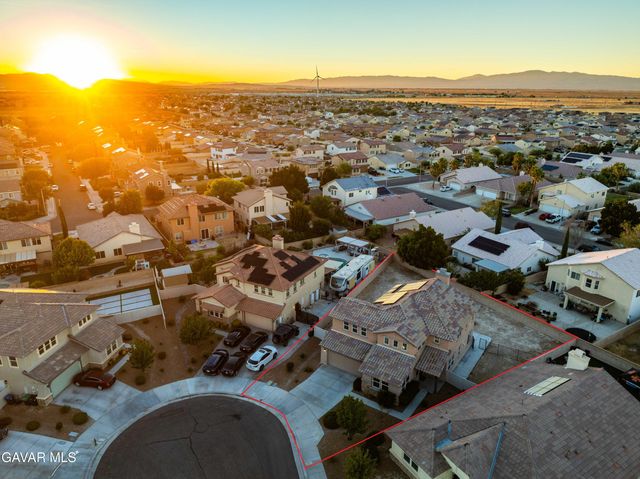 4133 W Avenue J7, Lancaster, CA 93536