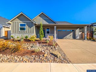 6062 Evangelista St S, Salem, OR 97306