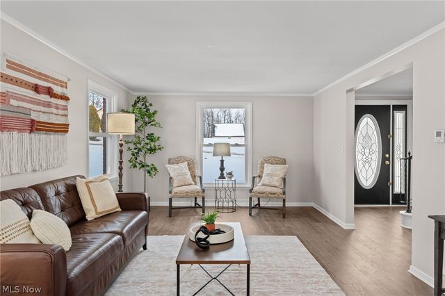 2353 Longlynn Street SW, Massillon, OH 44646