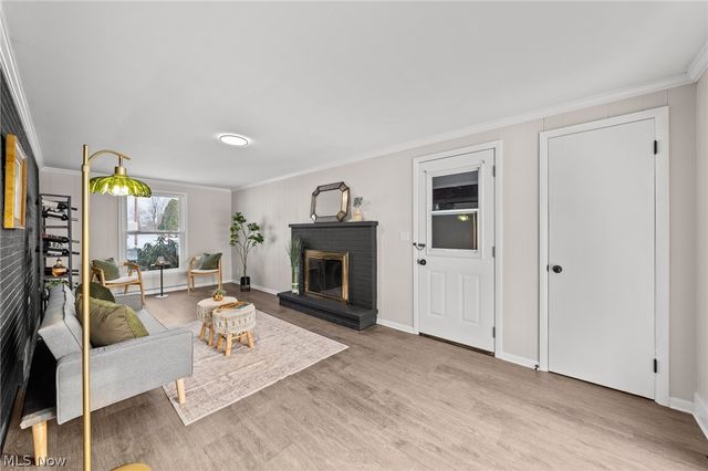 2353 Longlynn Street SW, Massillon, OH 44646