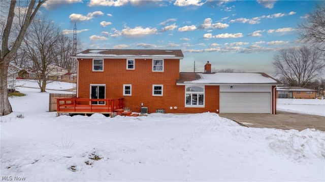 2353 Longlynn Street SW, Massillon, OH 44646