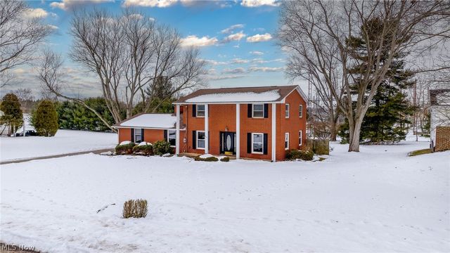 2353 Longlynn Street SW, Massillon, OH 44646