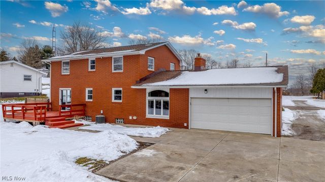 2353 Longlynn Street SW, Massillon, OH 44646
