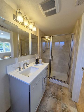 212 Dover Street, Los Gatos, CA 95032