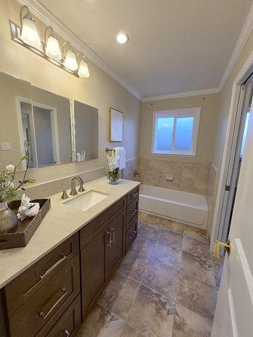 212 Dover Street, Los Gatos, CA 95032