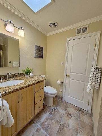 212 Dover Street, Los Gatos, CA 95032